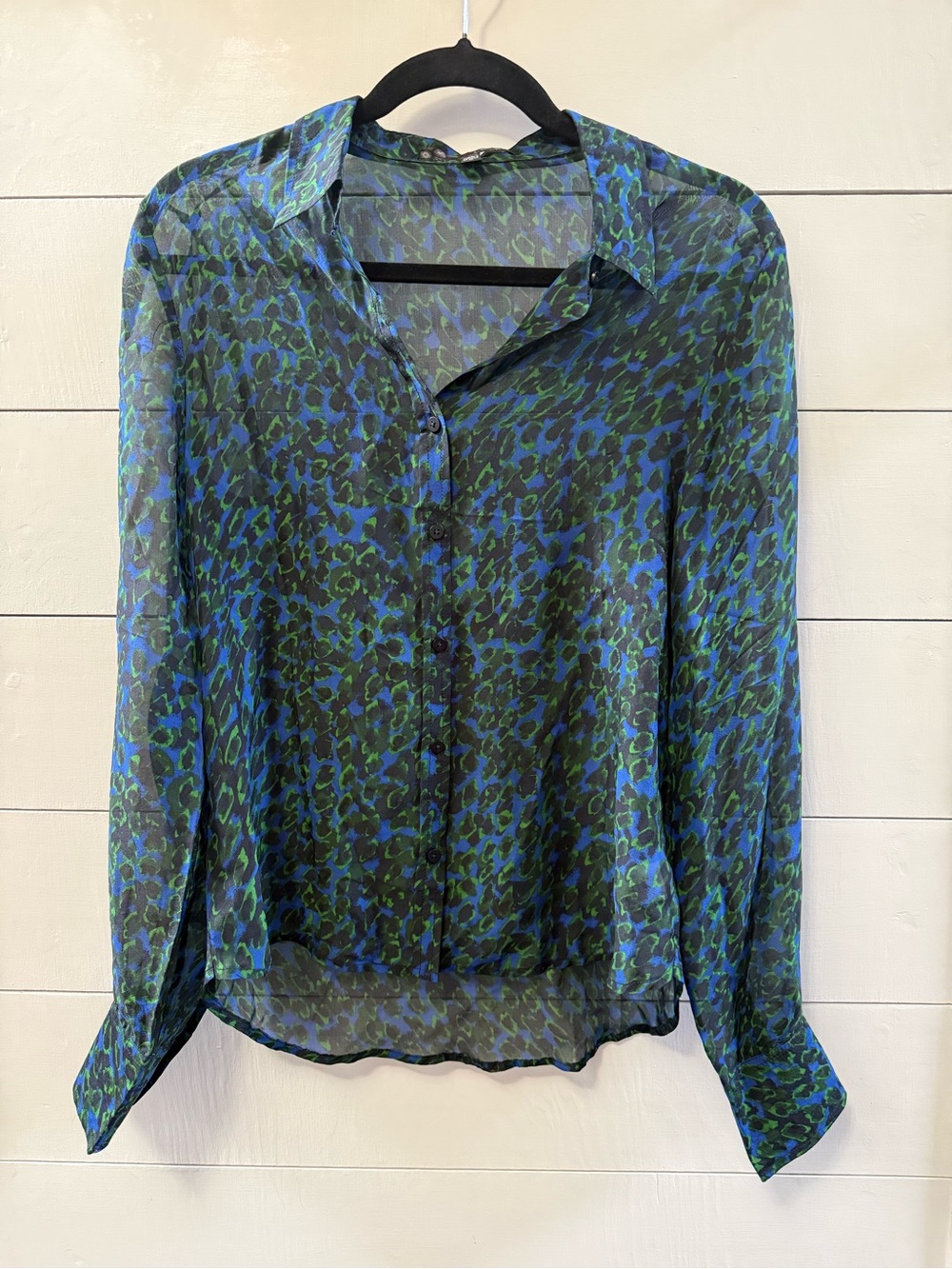 Joe's Jeans Wild 100% Silk Animal Print Long Sleeve Blouse Top Women's Medium - Picture 1 of 5
